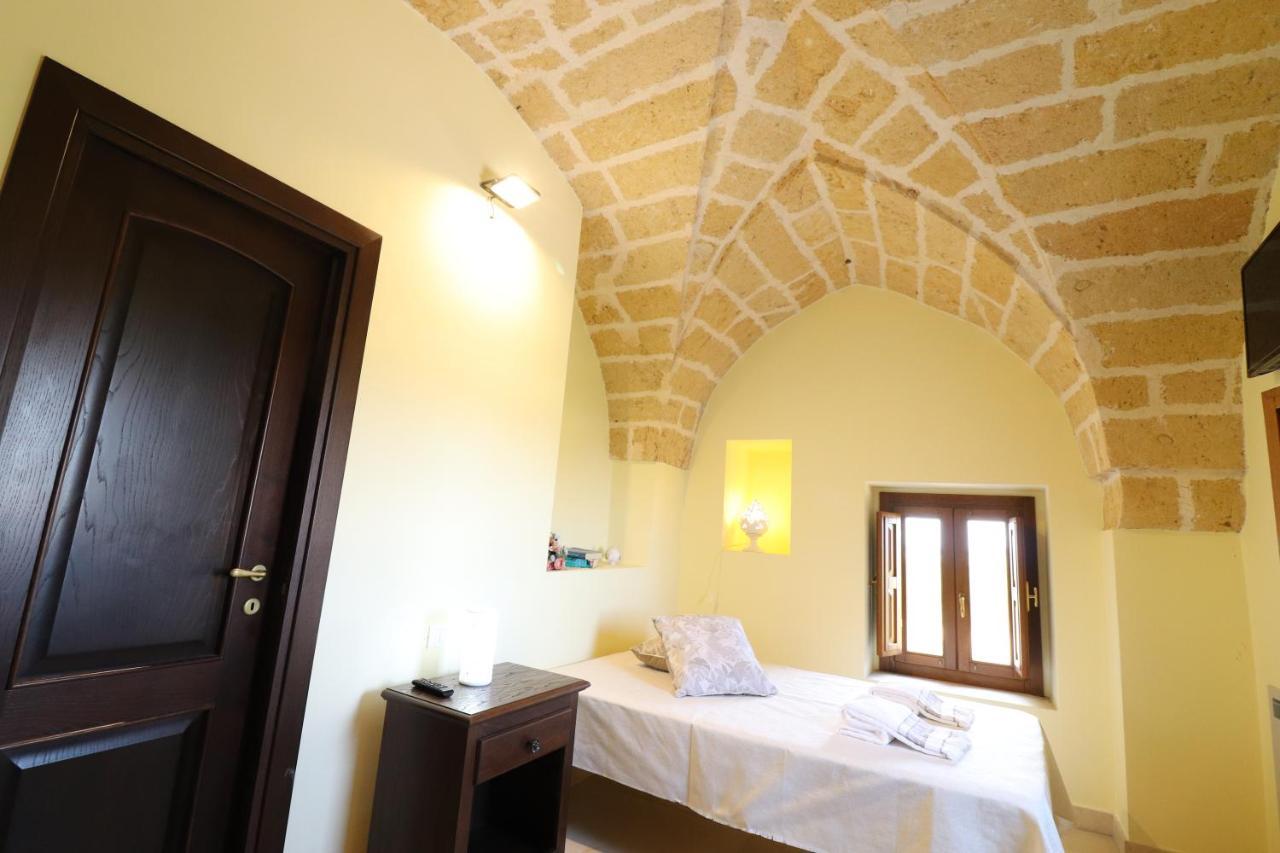 Tenuta Degli Agrumi Bed and Breakfast Carmiano  Buitenkant foto